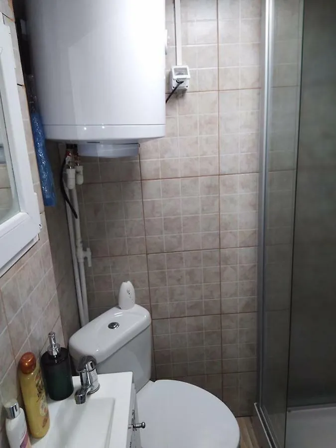 Homestay Friendly House - Self Check-In Apartment Bucharest
