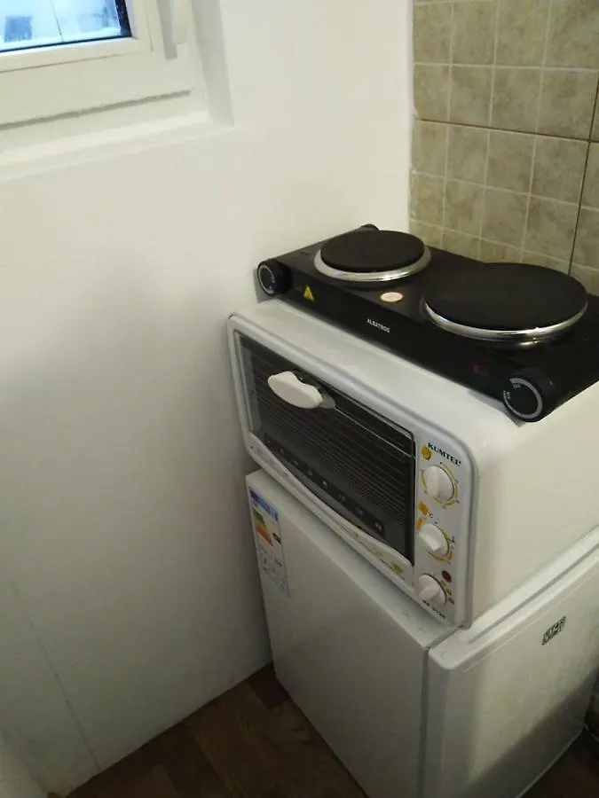 Homestay Friendly House - Self Check-In Apartment Bucharest Romania