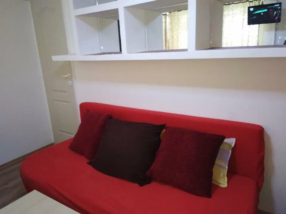 Friendly House - Self Check-In Apartment Bucharest Homestay